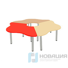 Стол детский Цветок-3 (0-3 р. гр.)
