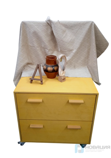 Стол-тумба для натюрмортов