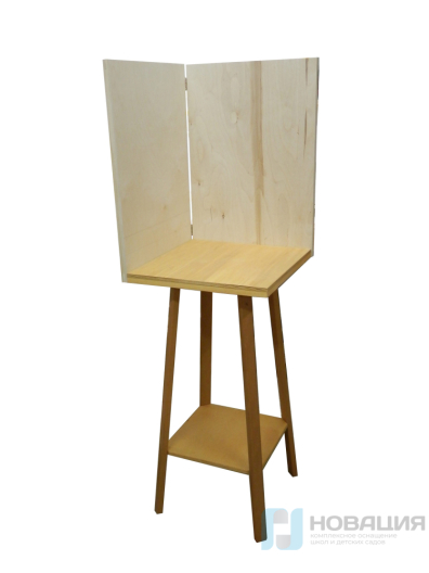 Столик-подставка для натюрмортов